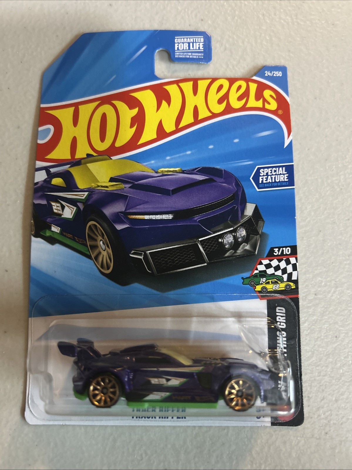 Hot Wheels Track Ripper Very Detailed Special Features NEW IN BOX!!!! NEW!!!!!!!