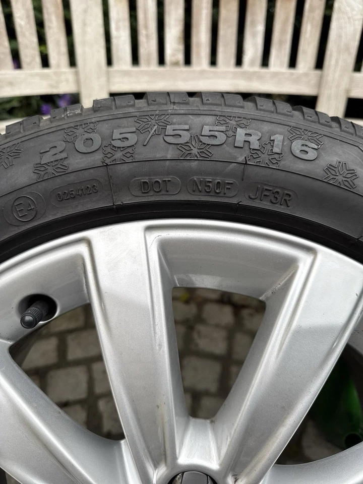 Audi A3 Cabrio Winterräder 205/55 auf Original Audi 7,0Jx16 H2 ET40 Alufelgen - Bild 4 von 4