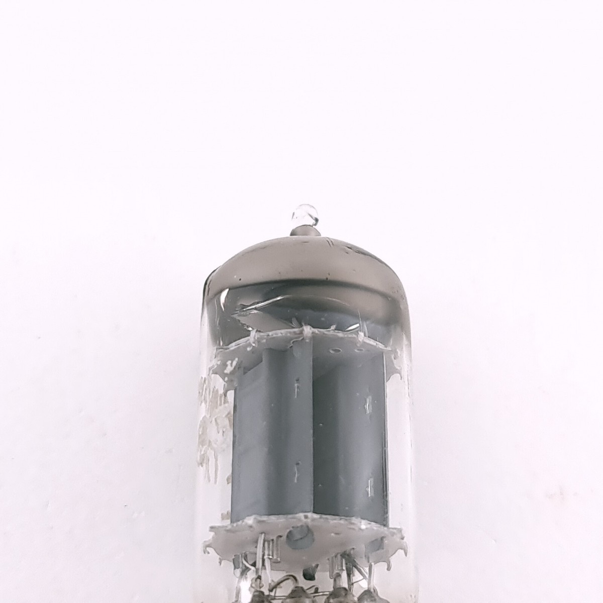 1 x TUBE MINIWATT ECC83. 1958 PROD. PLAQUES 17 MM. U-FOIL GETTER. UTILISÉ. 14