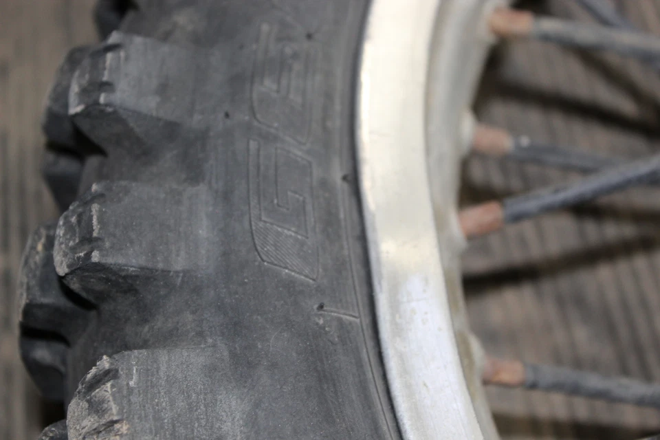 Llanta trasera KTM 300 MXC 1995 120/90-19 #6616 Foto 4 de 4