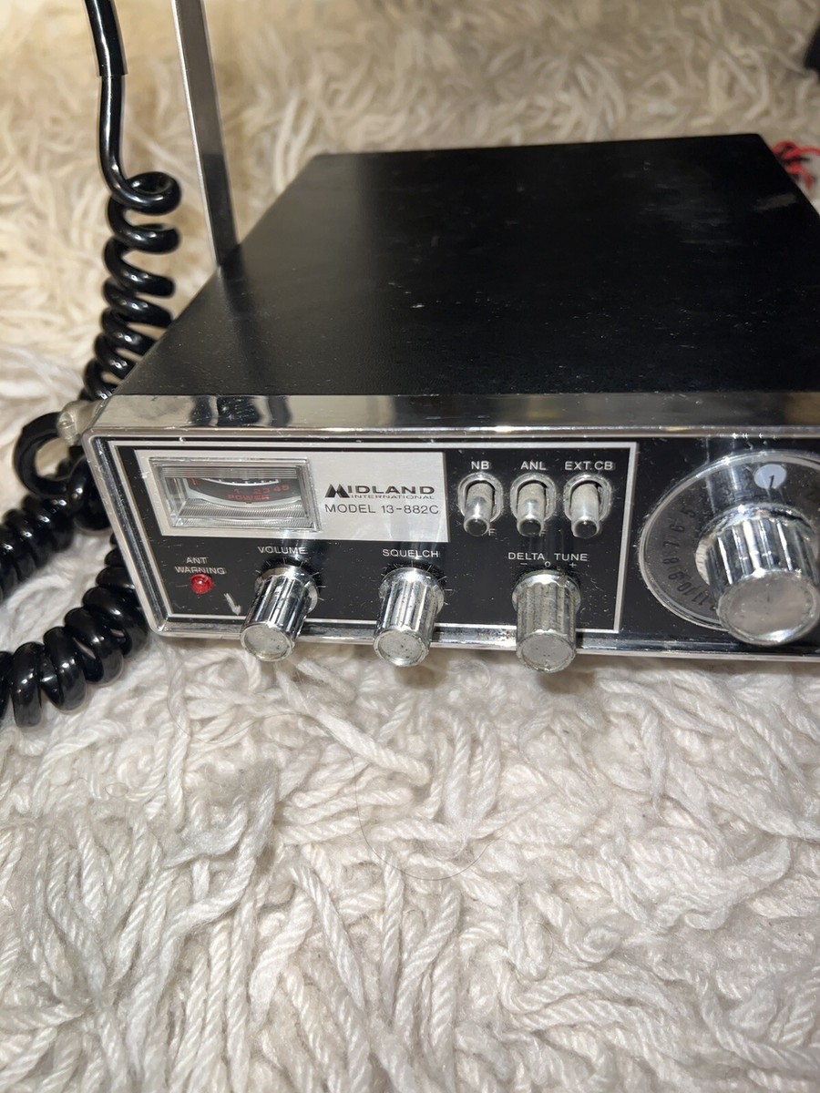 Vintage 1976 Midland 13-882c Japan 23 Channel CB Radio