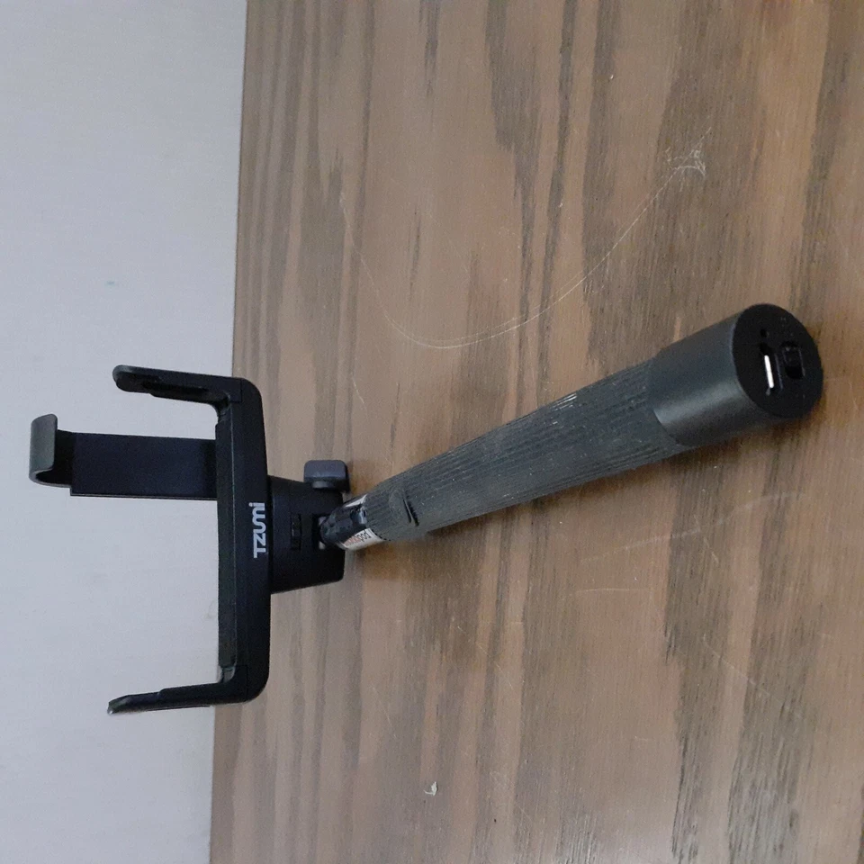 Monopie Tzumi Selfie Stick se extiende de 12" a 39" universal Foto 4 de 4
