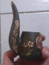 vecchia pipa decorata (stile andino?)