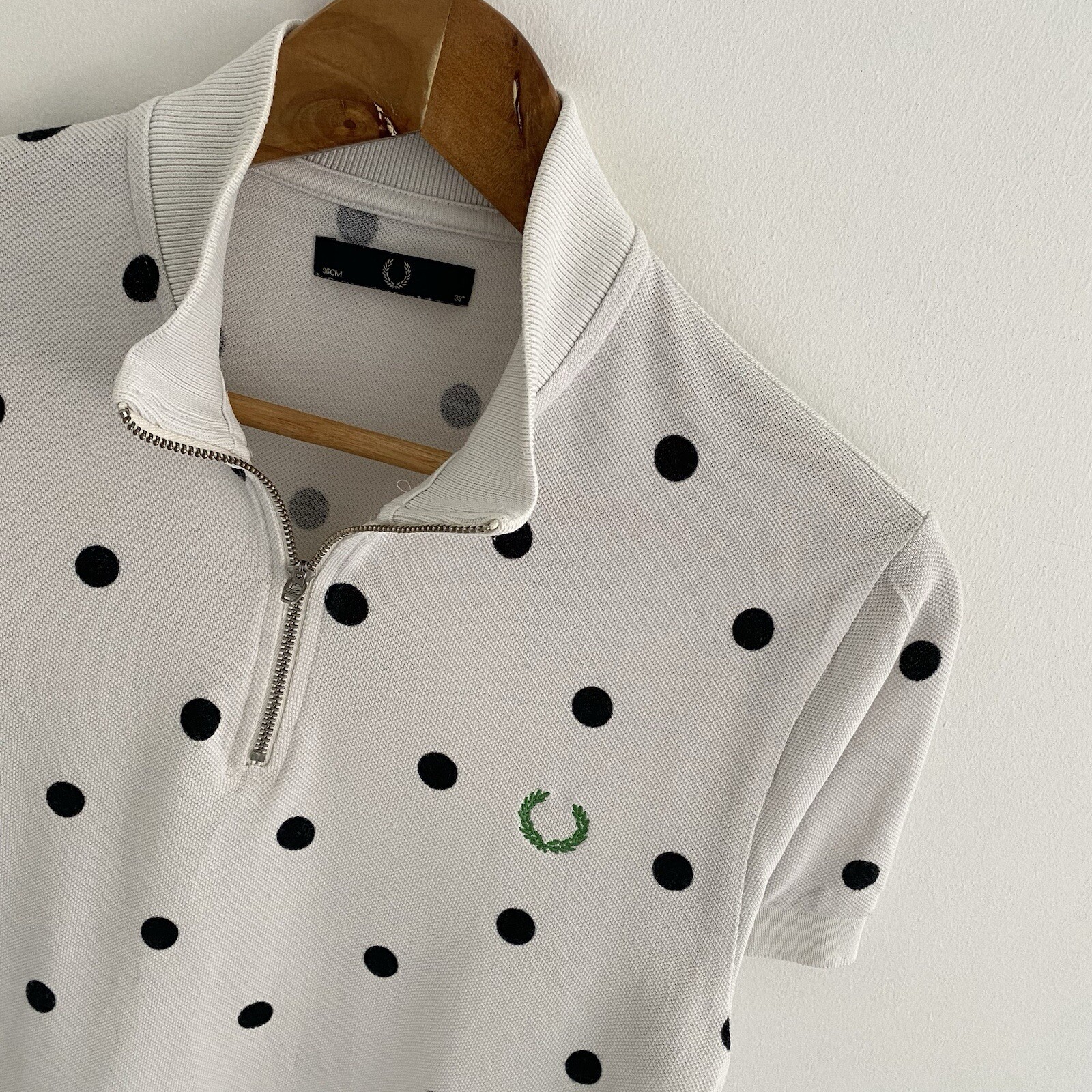 Fred Perry Polo Shirt Size XS X Small Mens White Polka Dot Short