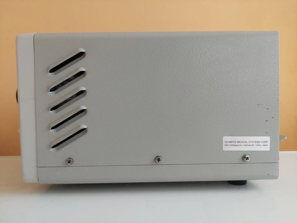 Olympus CLK-4 Endoscopic Halogen Light Source - Image 4 of 4