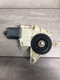 Mercedes C200 Cdi S204 2010-2014 Door Window Motor (o/s Rear Driver) A2048200642