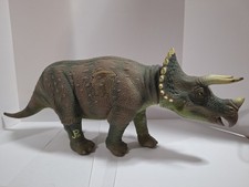 Kenner Jurassic Park JP08 Dino Damage Triceratops with Wound Cover 1993