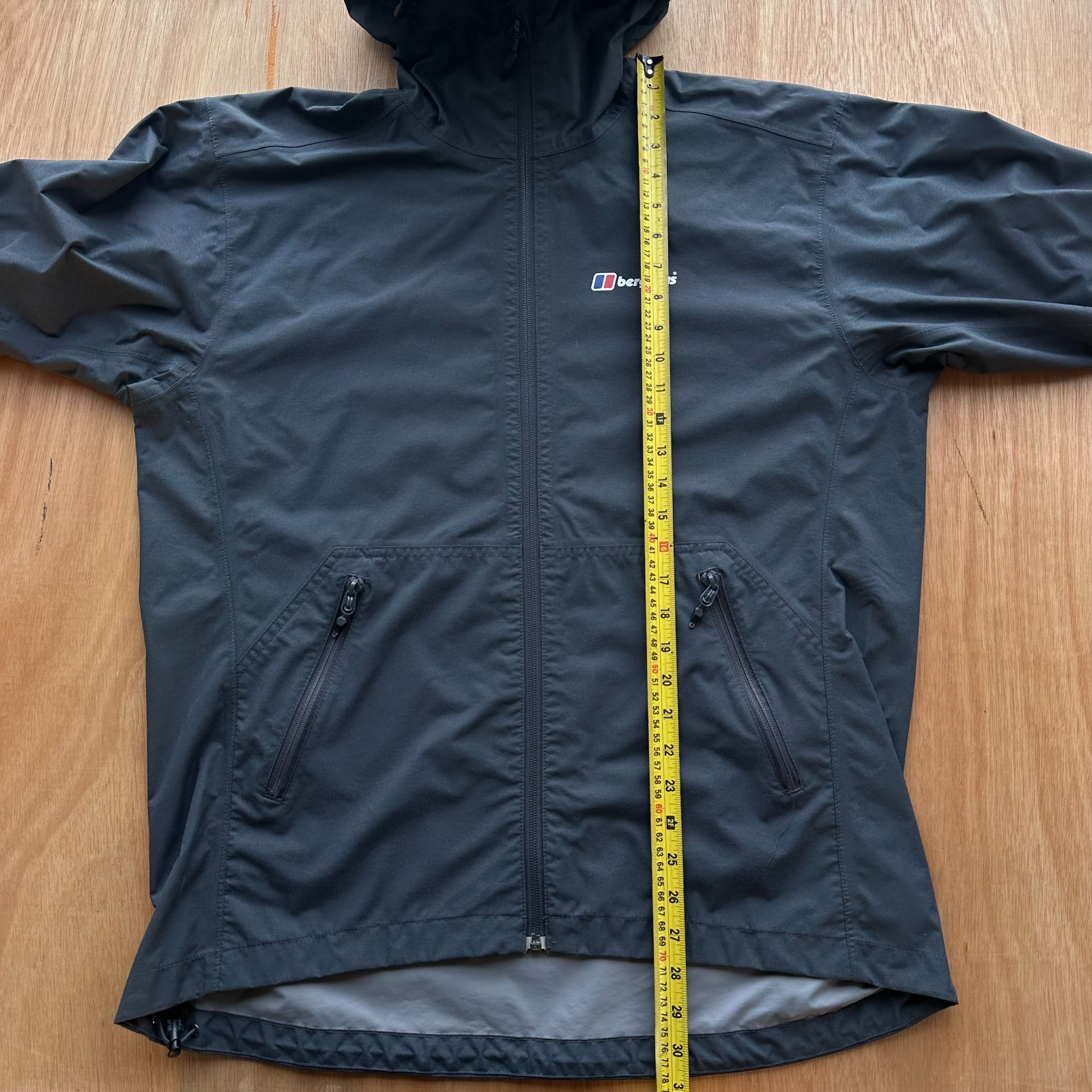 Berghaus Hydroshell Jacket Grey L - image 13