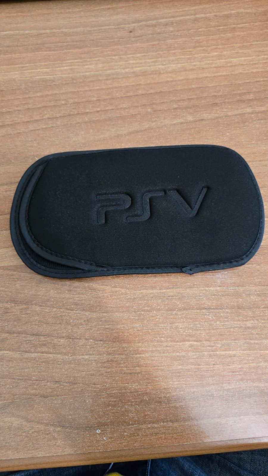 CUSTODIA MORBIDA PSV NERA ANTIURTO adatto per PS Vita 1000 o PSVita Slim 2000