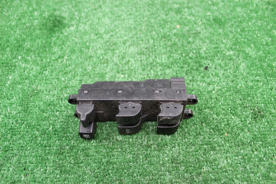 Interruptor de ventana izquierda Nissan Altima 1998 1999 2000 2001 conductor OEM 25401-9E000 Foto 2 de 4