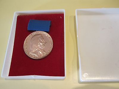 DDR Kult kompletter Satz Orden Pestalozzi Medaille TOP DDR Kult kompletter Satz Orden Pestalozzi Medaille TOP