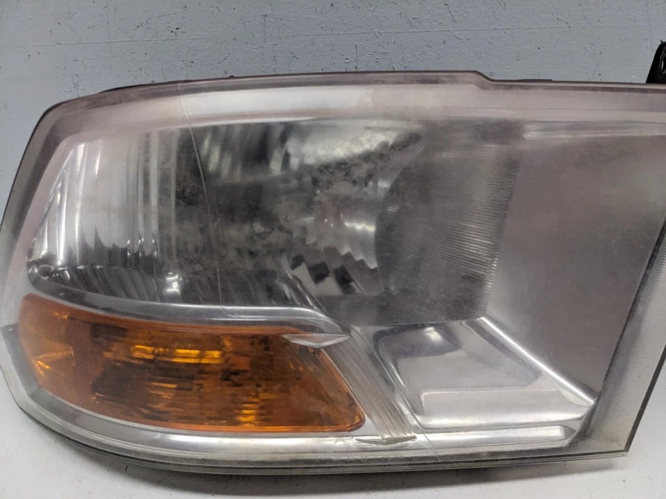 Faro delantero derecho pasajero Dodge Ram 1500 2500 3500 2009-2012 AL6 Foto 4 de 4