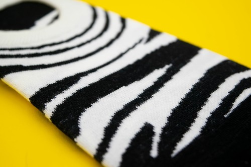 Adults-Zebra Patterned Low Cut Socks. - Picture 3 of 3
