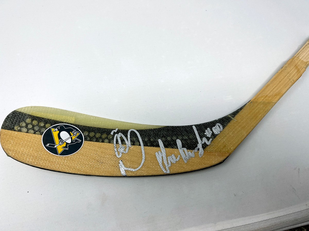 ICEBURGH Pittsburgh Penguins Mascot Autograph SIGNED Hockey Stick