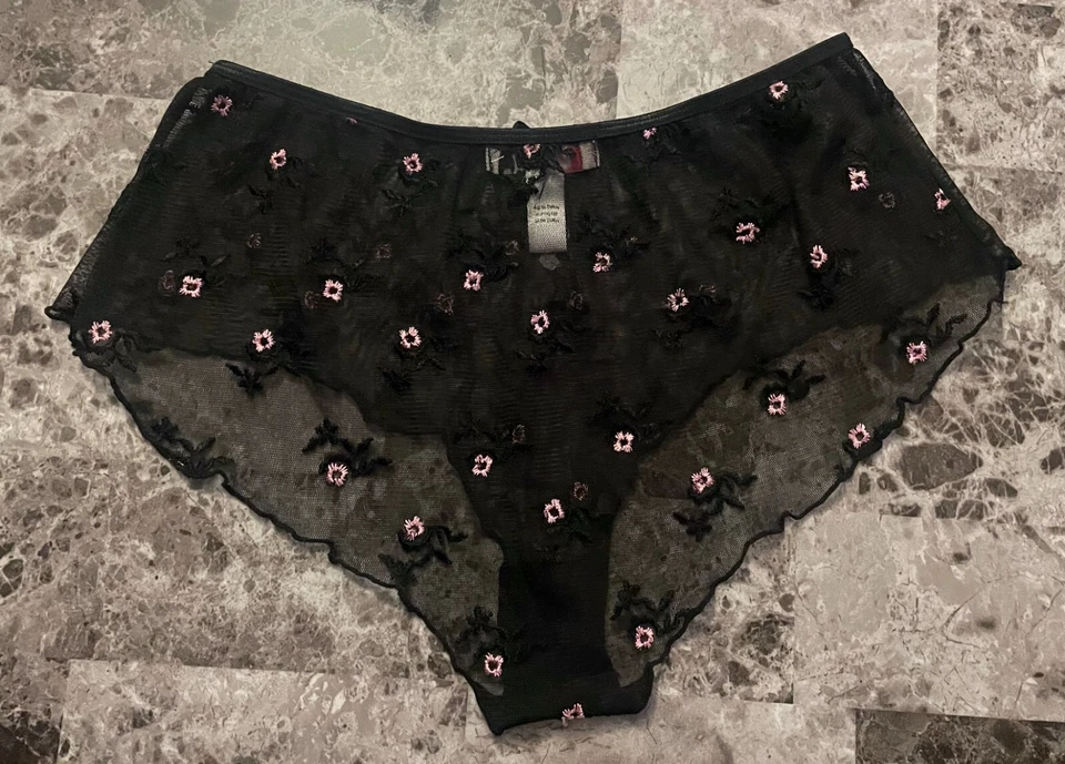 SELLO HÚMEDO MEDIO NEGRO MALLA BORDADA ROSA FLORAL VINTAGE RARO BRAGAS HIPSTER Foto 4 de 4