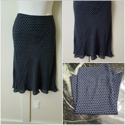 Low Price MICHAEL KORS Size 6 Black Silk Skirt with Blue and White Design Low Price MICHAEL KORS Size 6 Black Silk Skirt with Blue and White Design