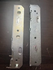 OEM HISENSE RANGE Hinge Receptacle Set FOR HFE3501CPS NEW FREE SHIP