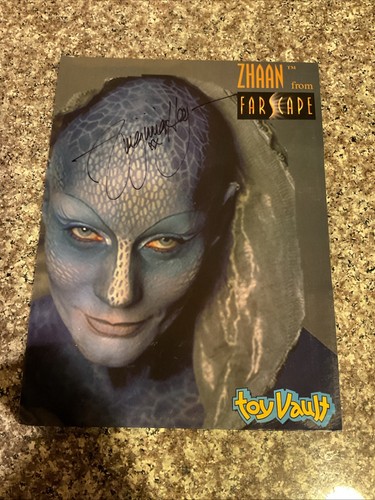 VIRGINIA HEY FARSCAPE 9x12 FOLDER SIGNED PA'U ZOTOH ZHAAN