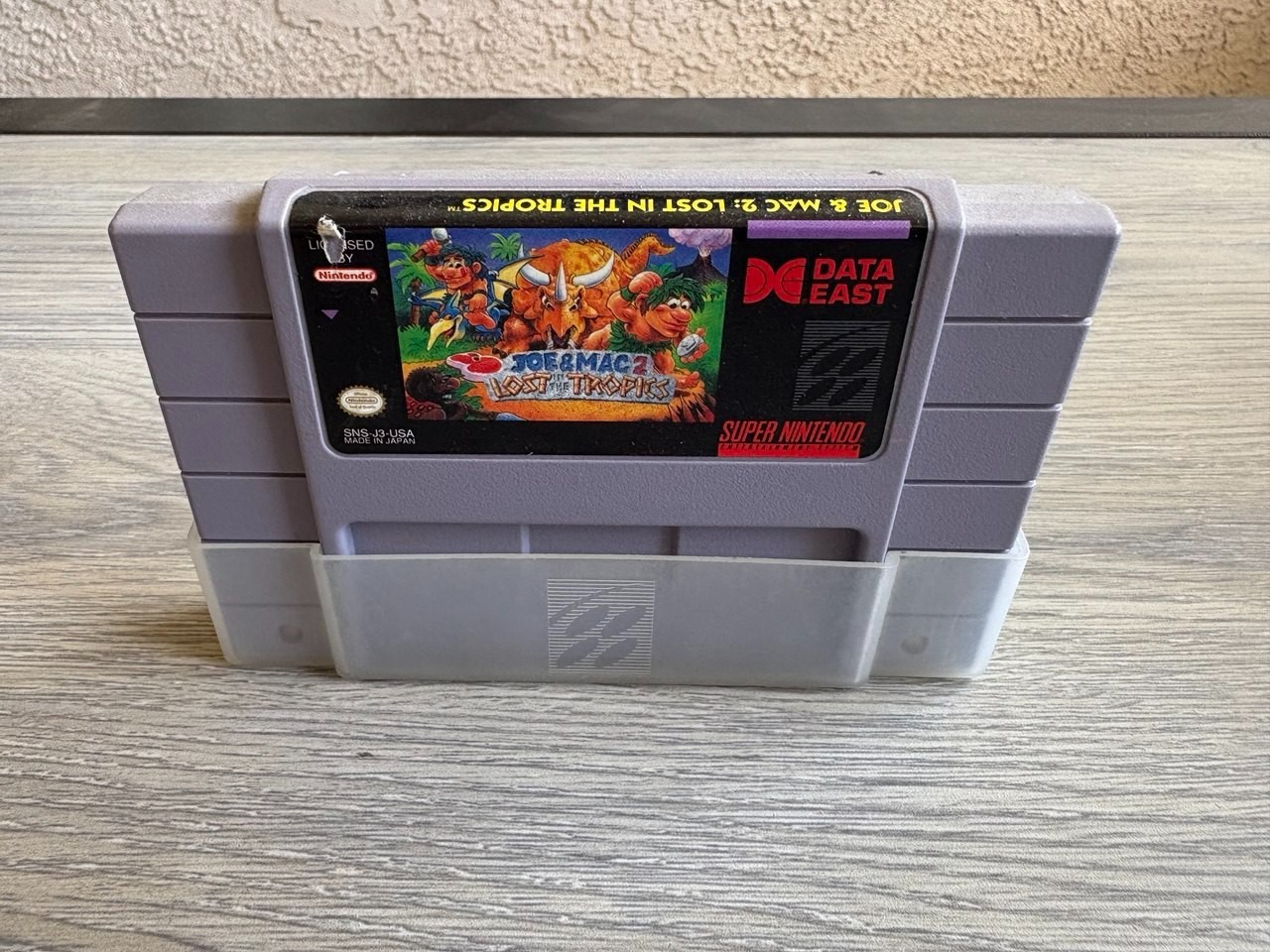 Joe & Mac 2: Lost in the Tropics (Super Nintendo SNES, 1994) Tested Working
