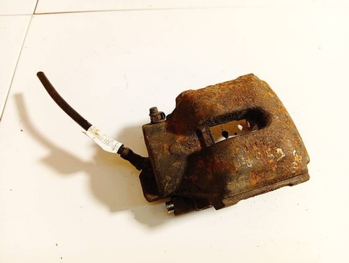 BMW X5 2002 Disc-Brake Caliper - FRONT RIGHT used, Genuine #2760501-33