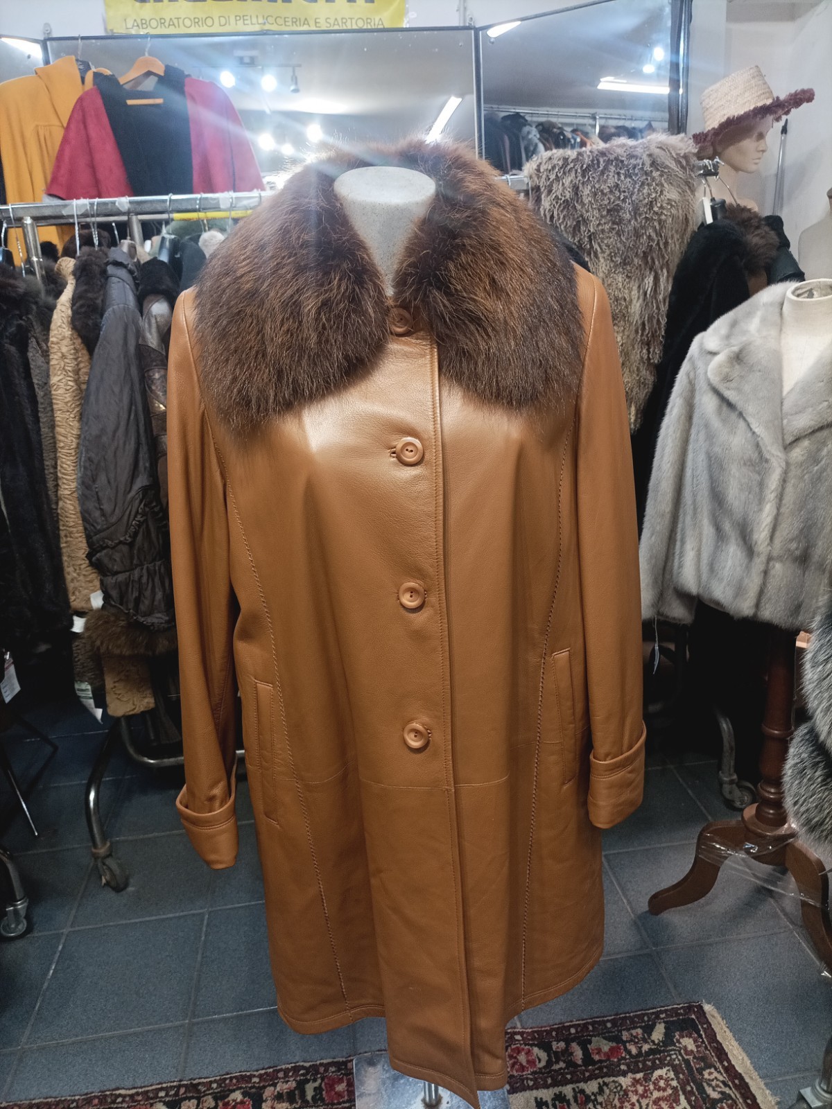 Cappotto In Pelle Marrone
