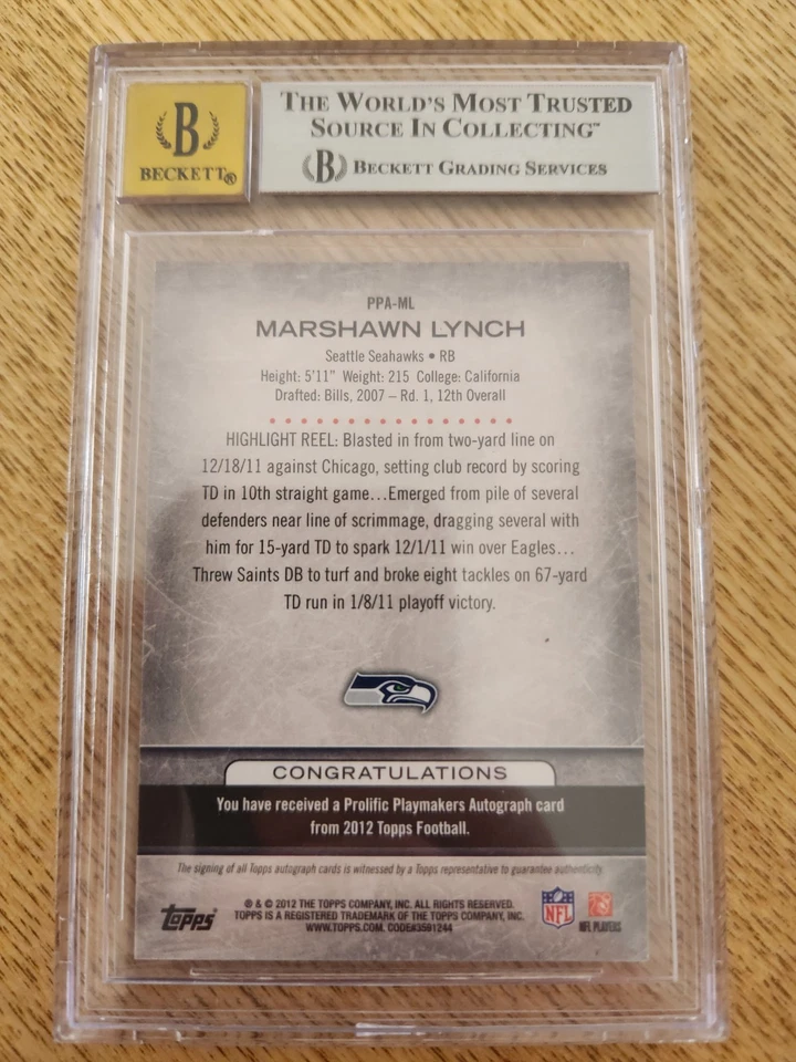 2012 Marshawn Lynch BGS 8 Auto 10 Topps Seattle Seahawks Prolific Playmakers - image 2 of 3