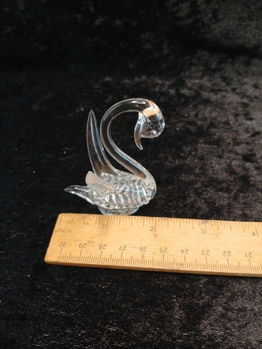 Hand Blown Glass Swan Figurine 2.75 Inches Tall - Picture 7 of 9