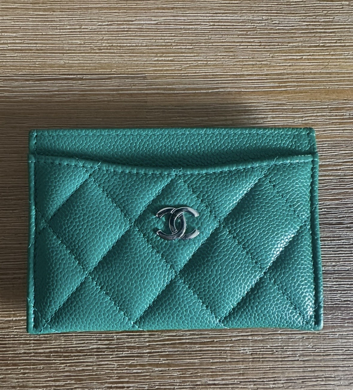 Chanel Caviar Quilted Lester Card Holder Emerald Green image 5