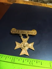 USMC Marines Rifle Marksmanship Badge- Sharpshooter- OEC (25-1394)