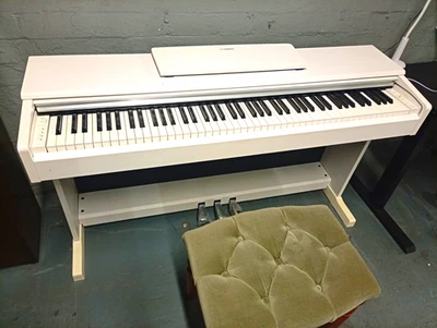 Yamaha Arius YDP-144