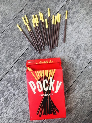 Exploding Pocky Sticks Game Toy Fun Challenge Surprising Glico Japan