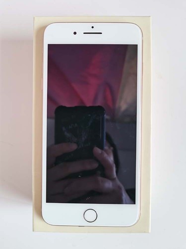 A++ Apple iPhone 8 Plus 12MP Unlocked 4G 64GB/128GB/256GB iOS Smartphone - Picture 14 of 33