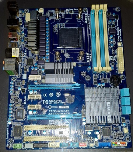 Placa base Gigabyte GA-970A-UD3 ATX - Base potente para sistemas AMD AM3+