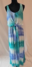 Beautifull summer dress great for a resort in a wrinkle free material-D4