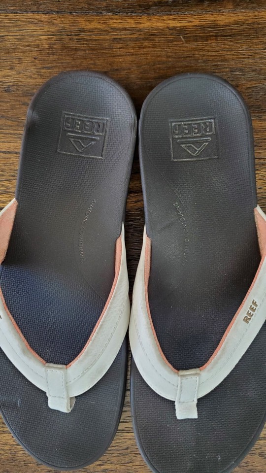 Womens Reef Sandal Flip Flip Size 8 White Leather eBay