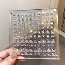 Soporte organizador de exhibición de almacenamiento de cuentas de piedras preciosas de diamantes de acrílico transparente de 100 rejillas