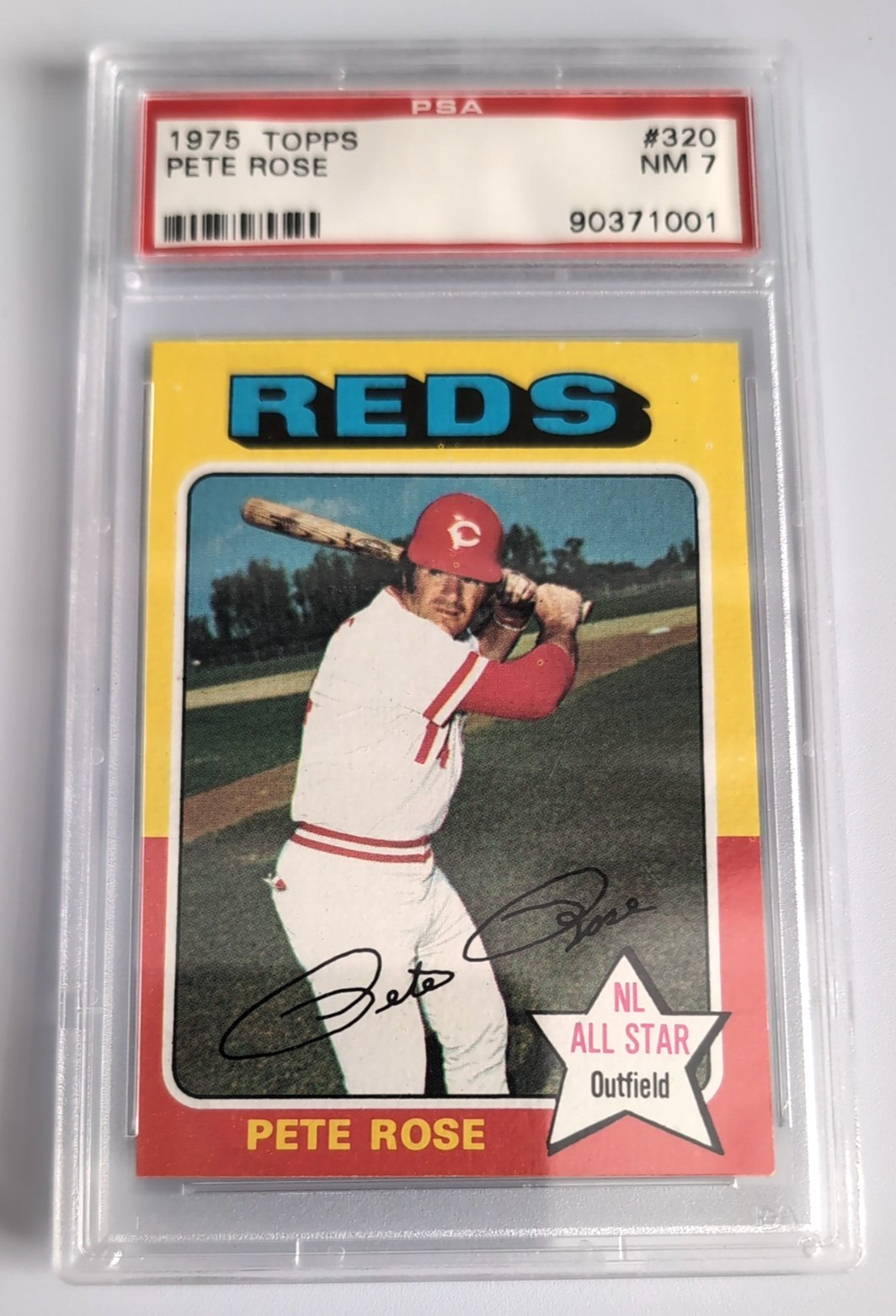 1975 Topps Baseball #320 Pete Rose NM PSA 7