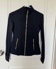 lululemon Full Zip Jacket w/ Zipped Pockets Black Nylon Knit Women  s S