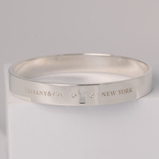 Tiffany  Co. New York Diamond Keyhole Lock Bangle Sterling Silver 7" Bracelet