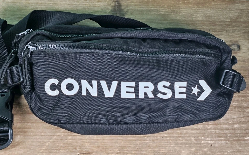 Mens/Womens Converse Waist Fanny Pack Bag Camo Large Belt Zip Logo Pocket - Image 2 of 4