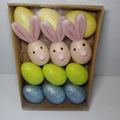New Beautiful Easter Eggs To Decorate Events And Tables 12 pieces with glitter.