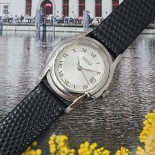 Ladies Gucci wristwatch 5500L Authentic 27mm Excellent Running Condition Chic