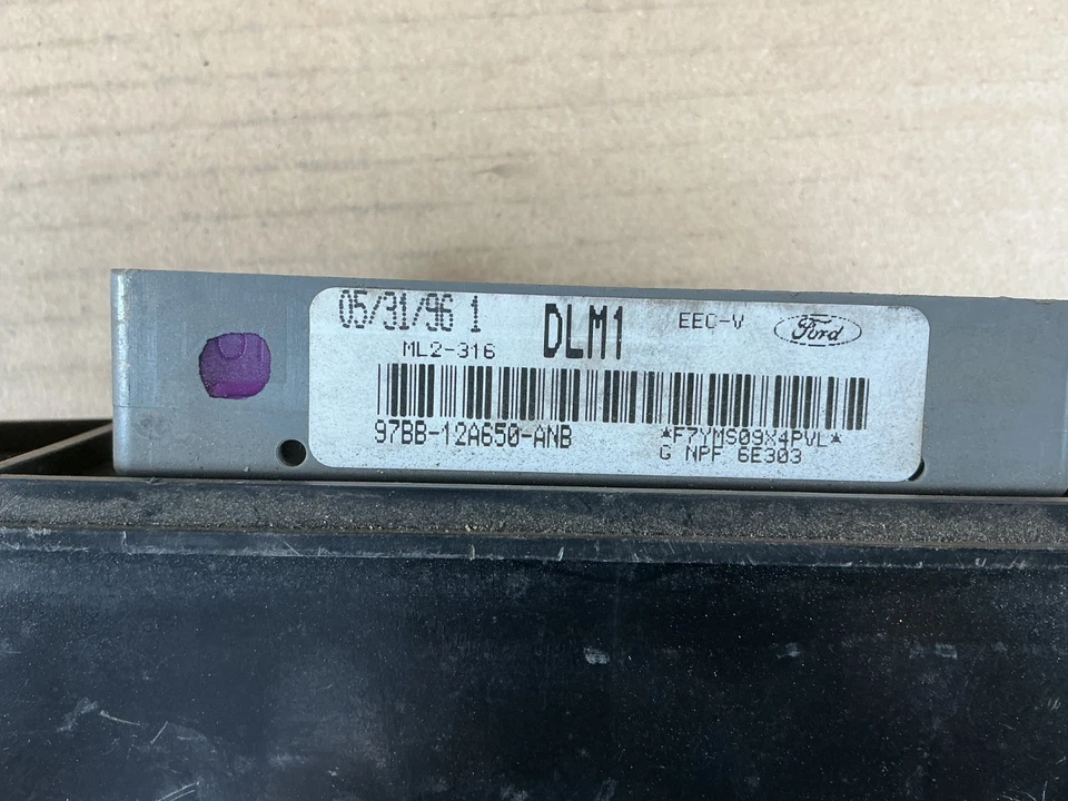 Unidad de módulo de control del motor Ford Contour 1995-2000 ECU ECM 97BB-12A650-ANB Foto 4 de 4