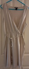 H & M CREAM DRESS SIZE   S.  FITS 10/12 SIZE IN LADIES