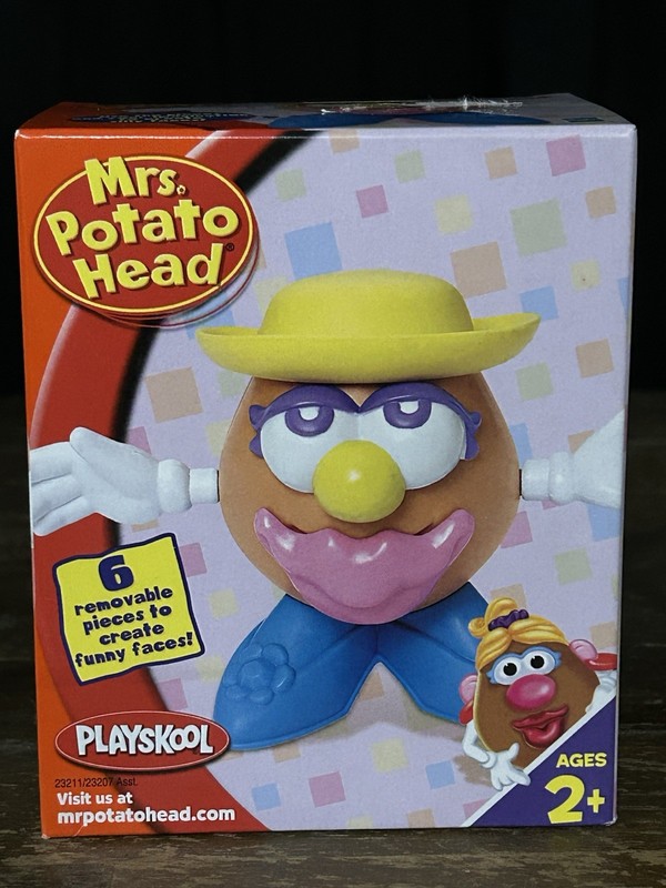 Playskool Mrs. Potato Head Mini Toy 2005 Removable Pieces Ages 2+ Plastic