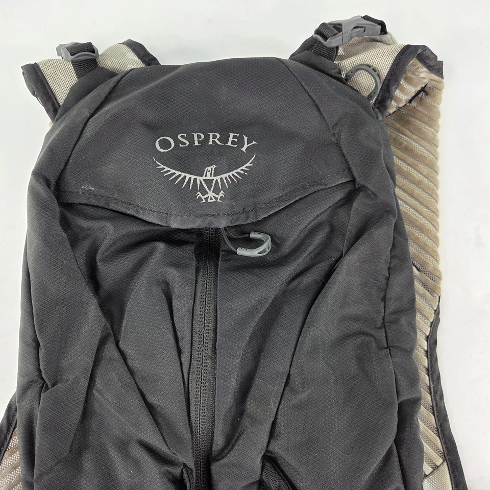Mochila Osprey Kitsuma 7 Hydration Pack Negra/Gris Ciclismo Exterior Foto 4 de 4