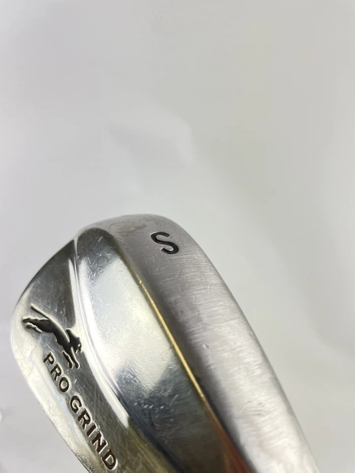 Slazenger Sand Wedge Pro Grind S300 Stiff Steel /Right Handed /New Grip /8801 - Image 3 of 4