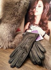 Chic Genuine goat leather gloves, color black size 6 3/4