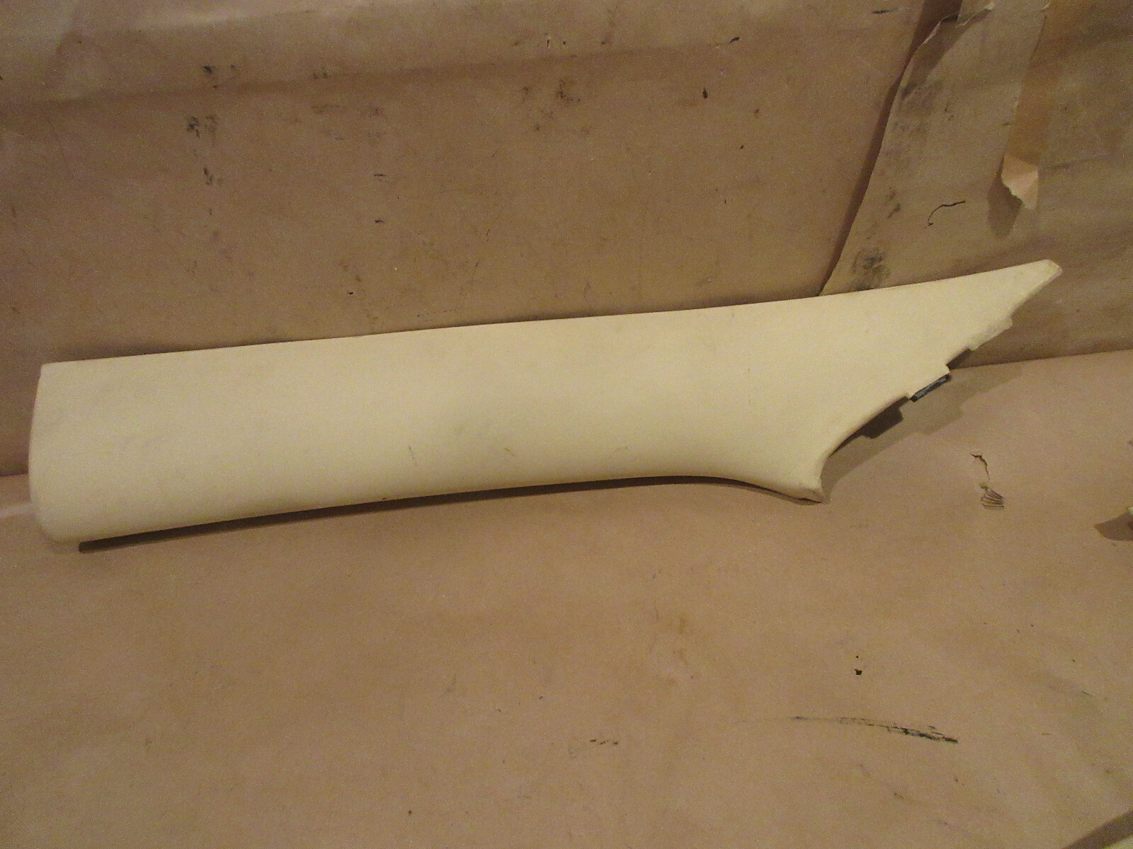 Ferrari California  LH Interior A-Pillar Trim Moulding Creama Color P/N 80581200