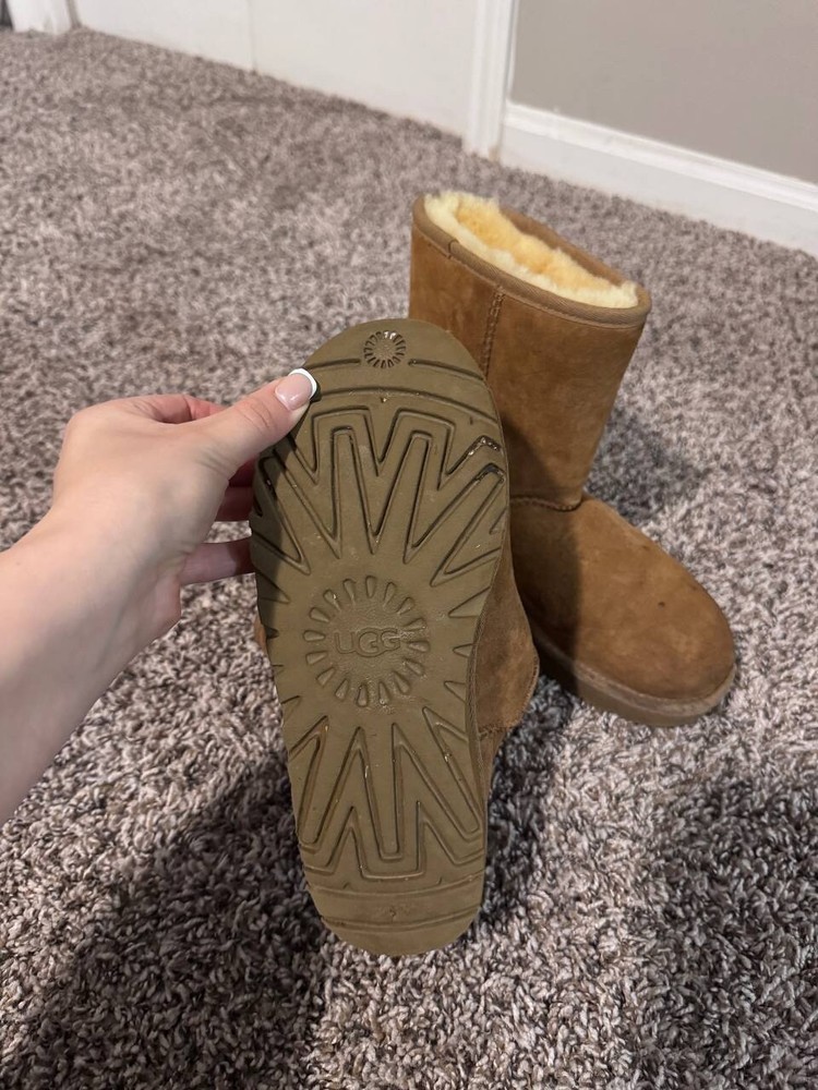 UGG 1016223 Classic Short II Boot for Women Size 6